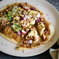 Faldenbot mit Zwiebel