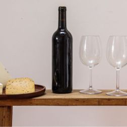 Käse und Wein