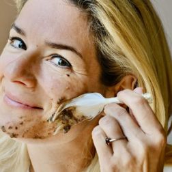 Natürliche Gesichtsmaske, Rita Davidson