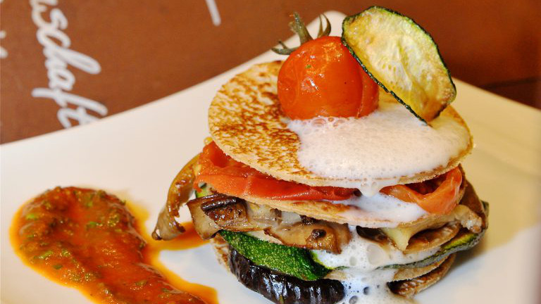 Buchweizen Crepes mit Antipastigemüse