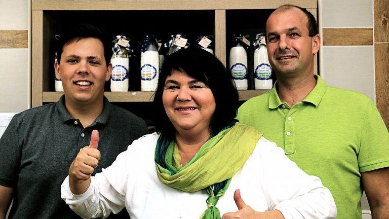 Frau Kovacs mit Mann Andreas und Sohn