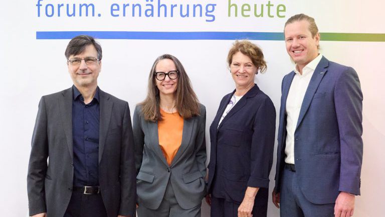 Ao. Univ.-Prof. Dr. Cem Ekmekcioglu (Medizinische Universität Wien),Dr. Marlies Gruber, Mag. Hanni Rützler (futurefoodstudio Wien) und DI Georg Sladek (Agro Innovation Lab, RWA)