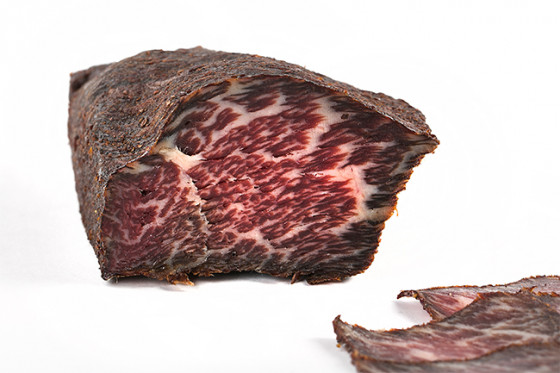 Brennesselsuppe mit Gänseblümchen - Bauernladen