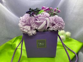 Seifenblumen Tasche lila
