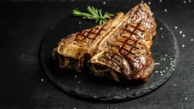 Das SELECTION Porterhouse Steak