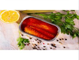 Jahrgangssardinen mit Chili