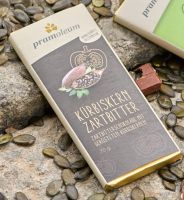 Pramoleum Zartbitter-Schokolade mit gerösteten Kürbiskernen
