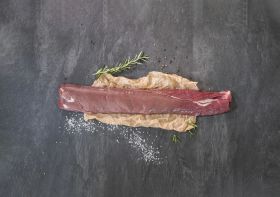 Hirsch Filetrücken ohne Knochen entvliest, ca. 500g