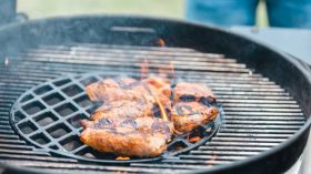 Wildschwein Steaks vom Schlögel mariniert, 400g bis 500g
