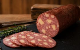 Almkäswurst – 500 g | Saftige Wurst mit Käse