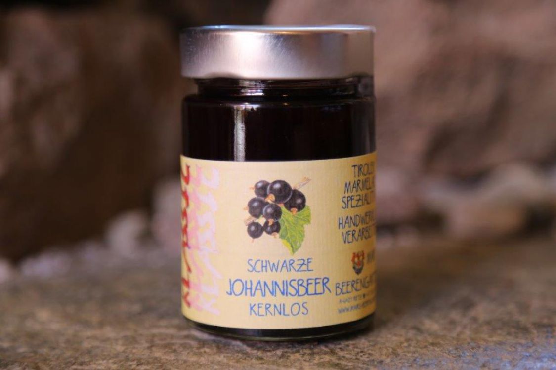 Tiroler Schwarze Johannisbeer Marmelade Kernlos - Mair&amp;#39;s Beerengarten ...