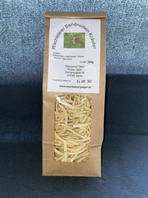 herrliche Wachteleier Bandnudeln mit Kräutern