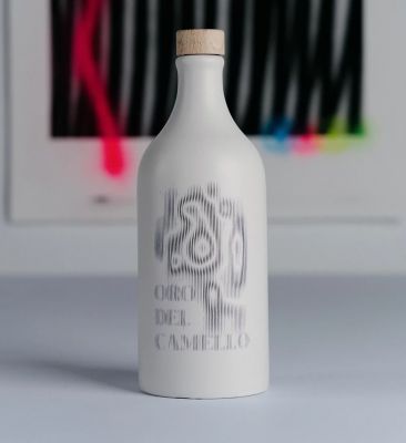 Exklusive Design-Keramikflasche (0,50 Liter) extranatives Olivenöl der Sorte 