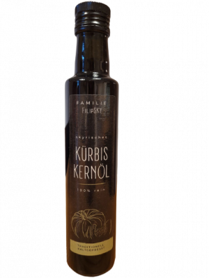 Nur die besten Kürbiskerne aus unserem eigenen Anbau werden zu unserem g'sund, g'schmackig, guatem Kürbiskernöl verarbeitet.