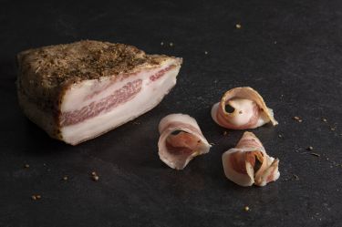 Guanciale -Schweinegoder luftgetrocknet