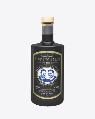 43% vol
0,5 l

Intensiv und fruchtig
Diese Special Edition des Twin Gins vereint Zirbe, Zitrusfrüchte und Orangenschalen zu einem einzigartigen Geschmackserlebnis. Wacholder und mediterrane Kräuter sorgen für ein erfrischendes, aromatisches Zusammenspiel, das die Sinne in den Süden entführt.
